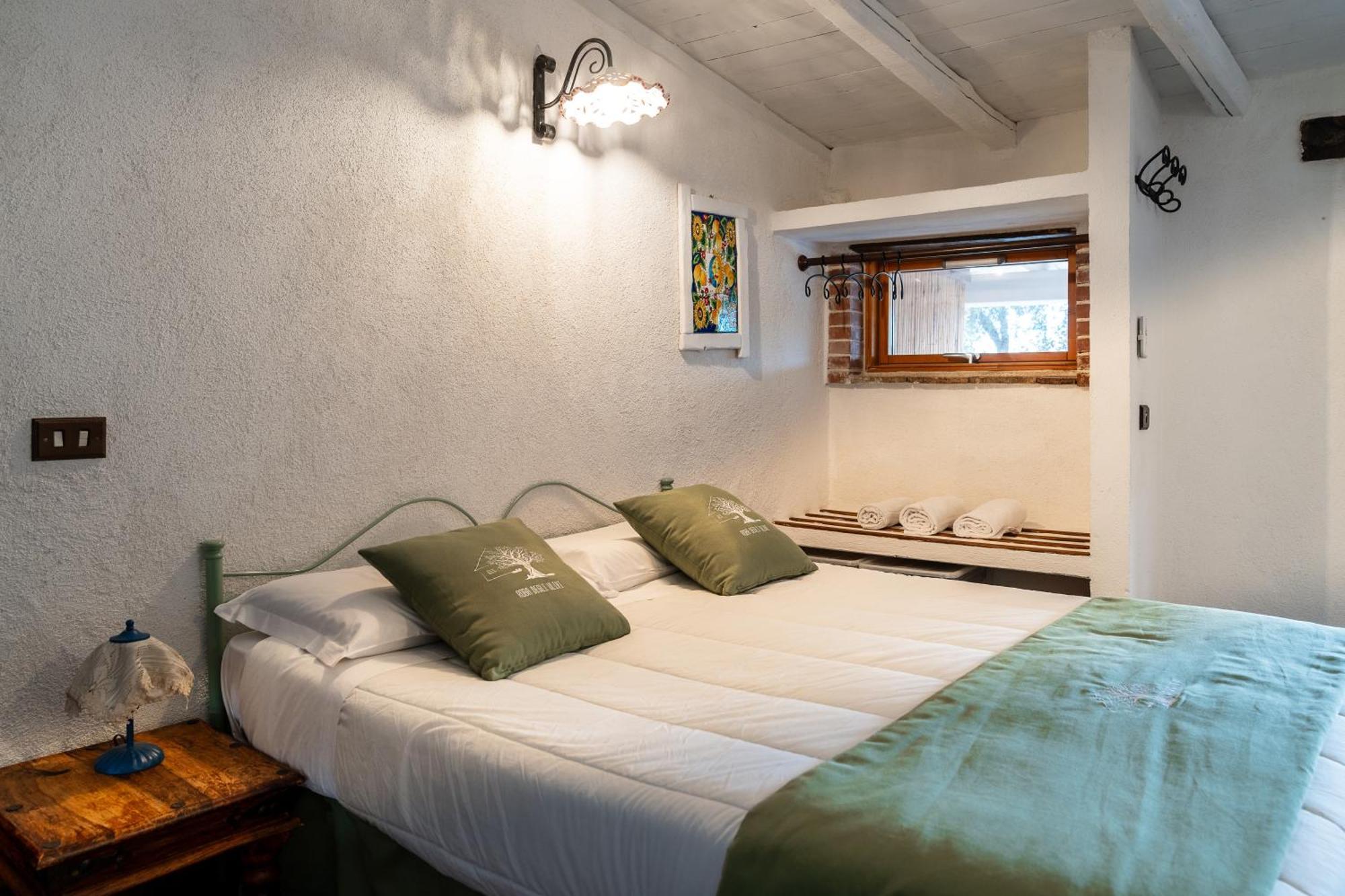 Chambre Triple - Vue sur la Piscine